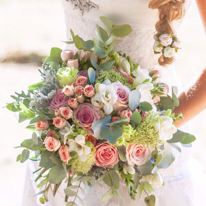 Bride's Bouquet - Gia ( This picture is Deluxe size)